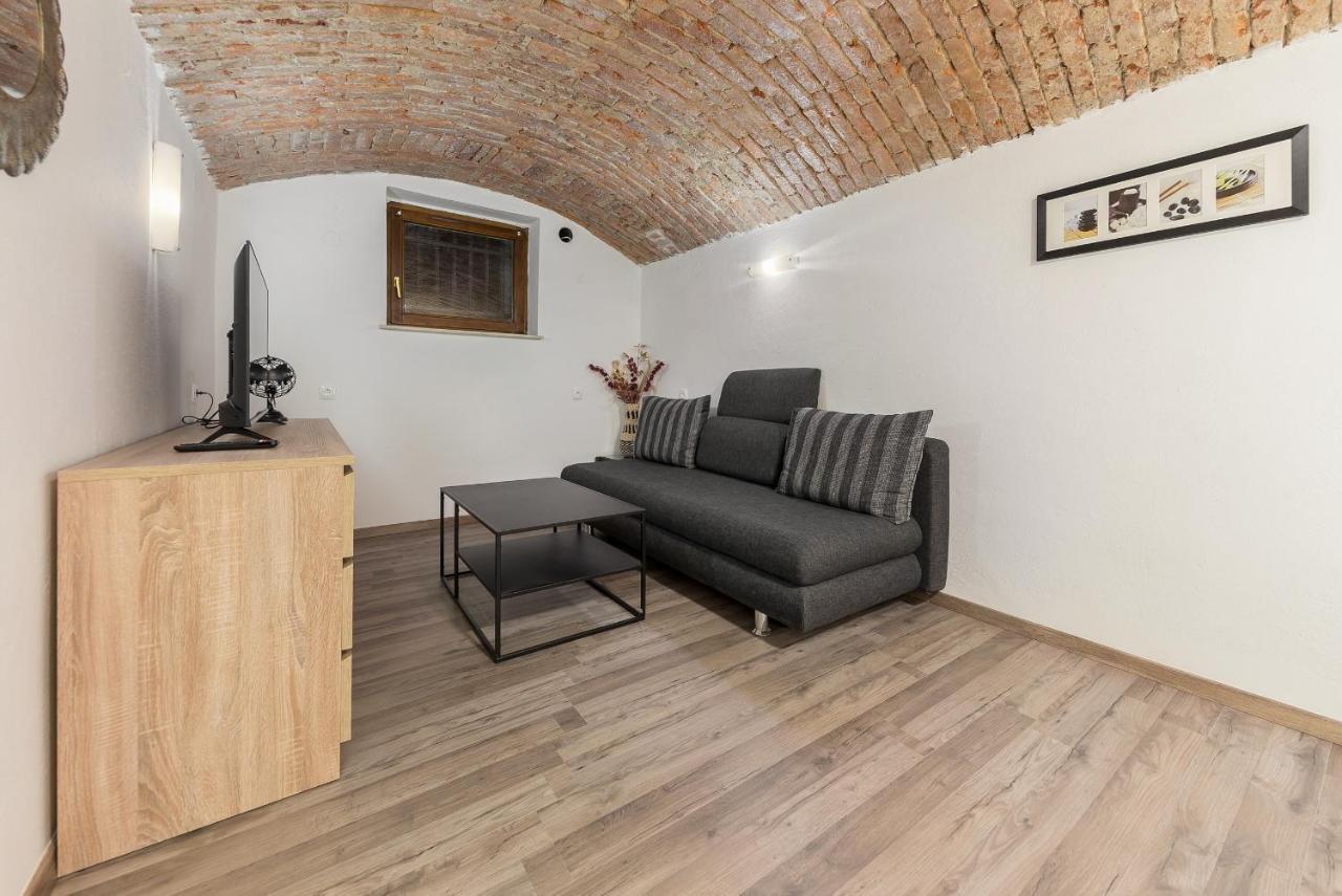 Apartment Gong Ljubljana Bagian luar foto